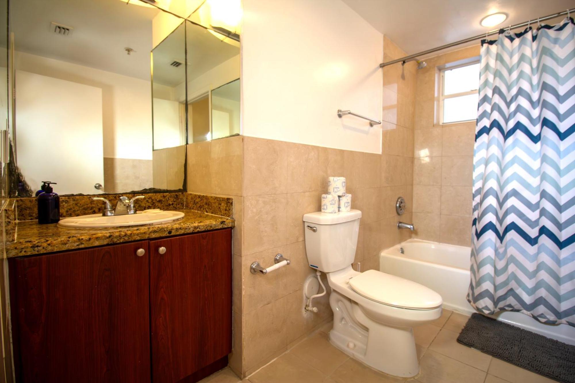 Hispaniola Apartments Part Of The Oasis Casita Collection ไมอามีบีช ภายนอก รูปภาพ