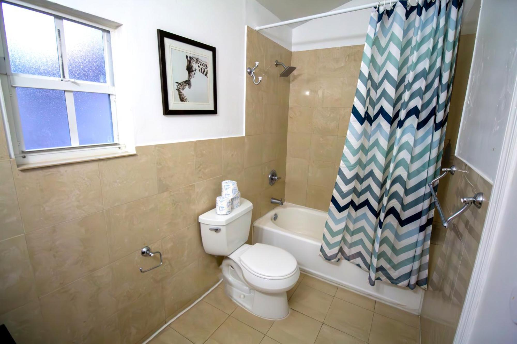 Hispaniola Apartments Part Of The Oasis Casita Collection ไมอามีบีช ภายนอก รูปภาพ