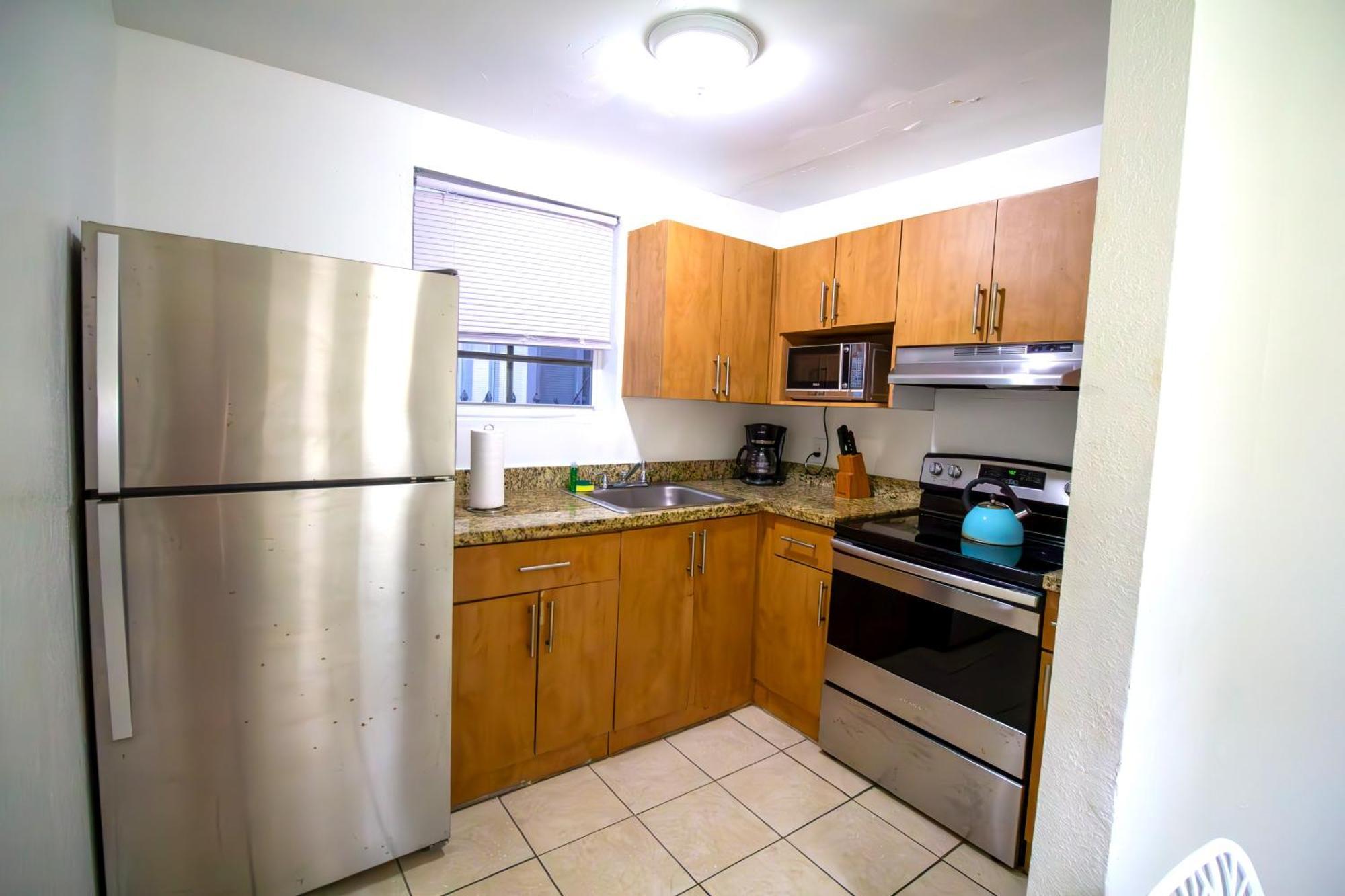 Hispaniola Apartments Part Of The Oasis Casita Collection ไมอามีบีช ภายนอก รูปภาพ