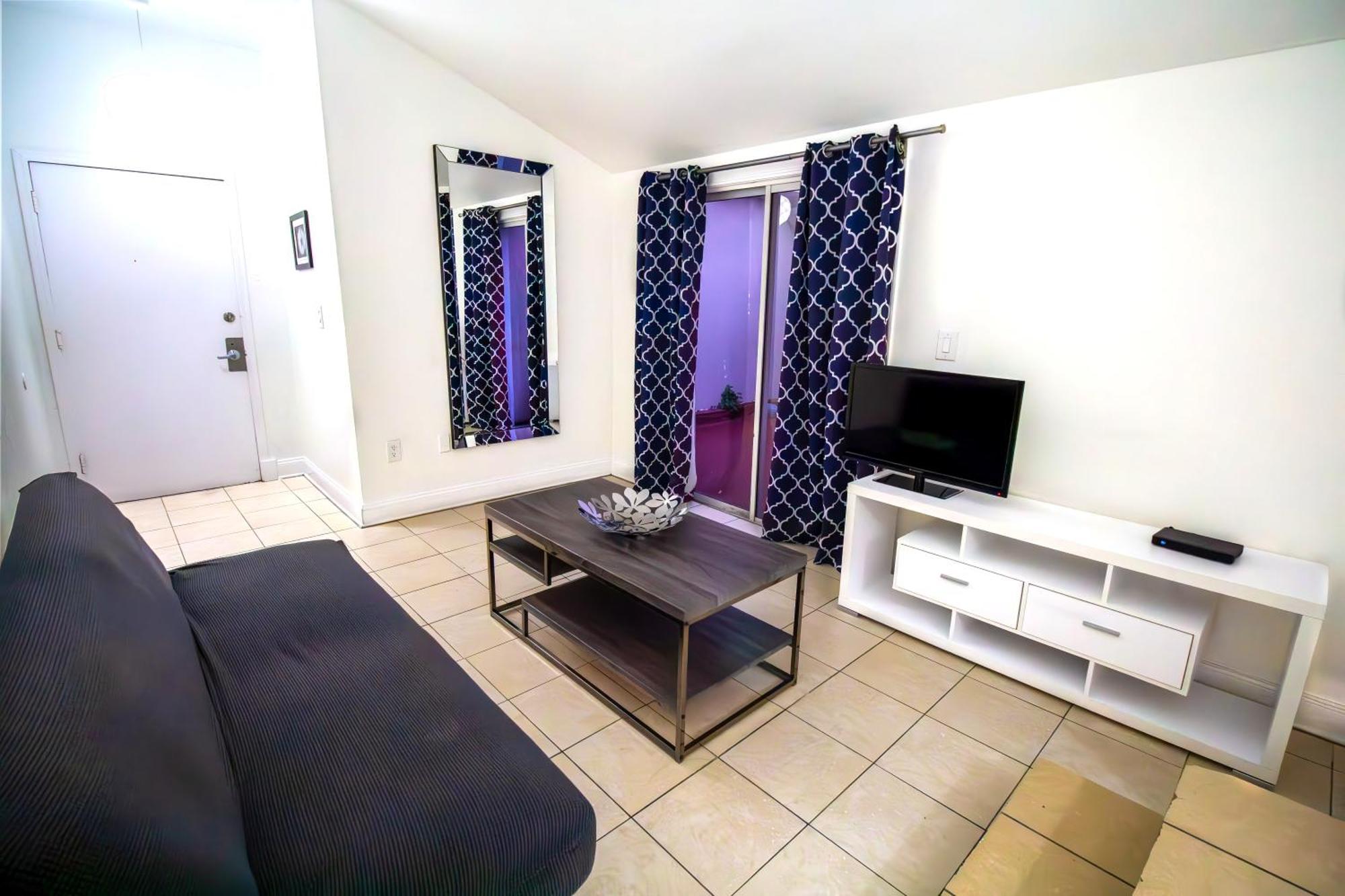 Hispaniola Apartments Part Of The Oasis Casita Collection ไมอามีบีช ภายนอก รูปภาพ